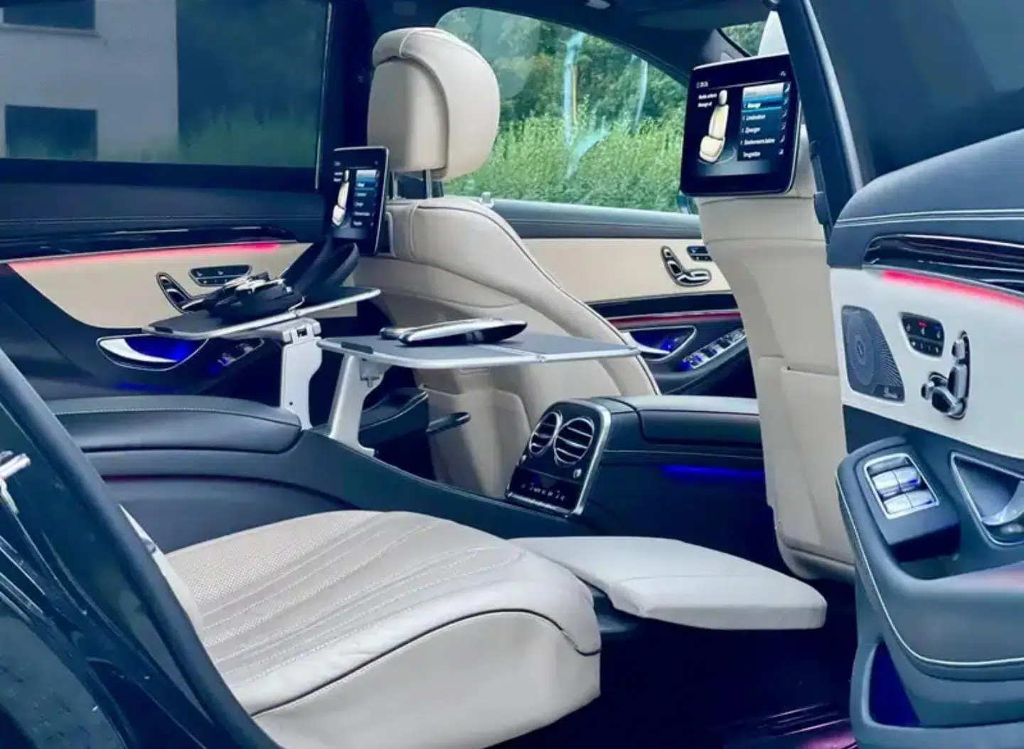 Luxury Sedans